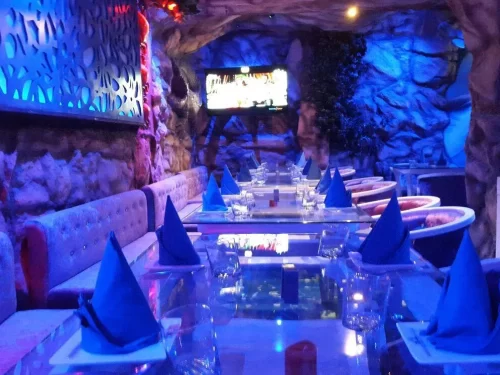 Icy N Spicy – An Aqua Themed Restaurant